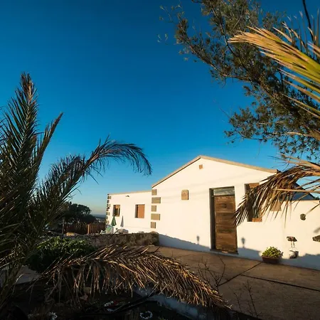 Holiday home Casa Rural Sunset Ampuyenta